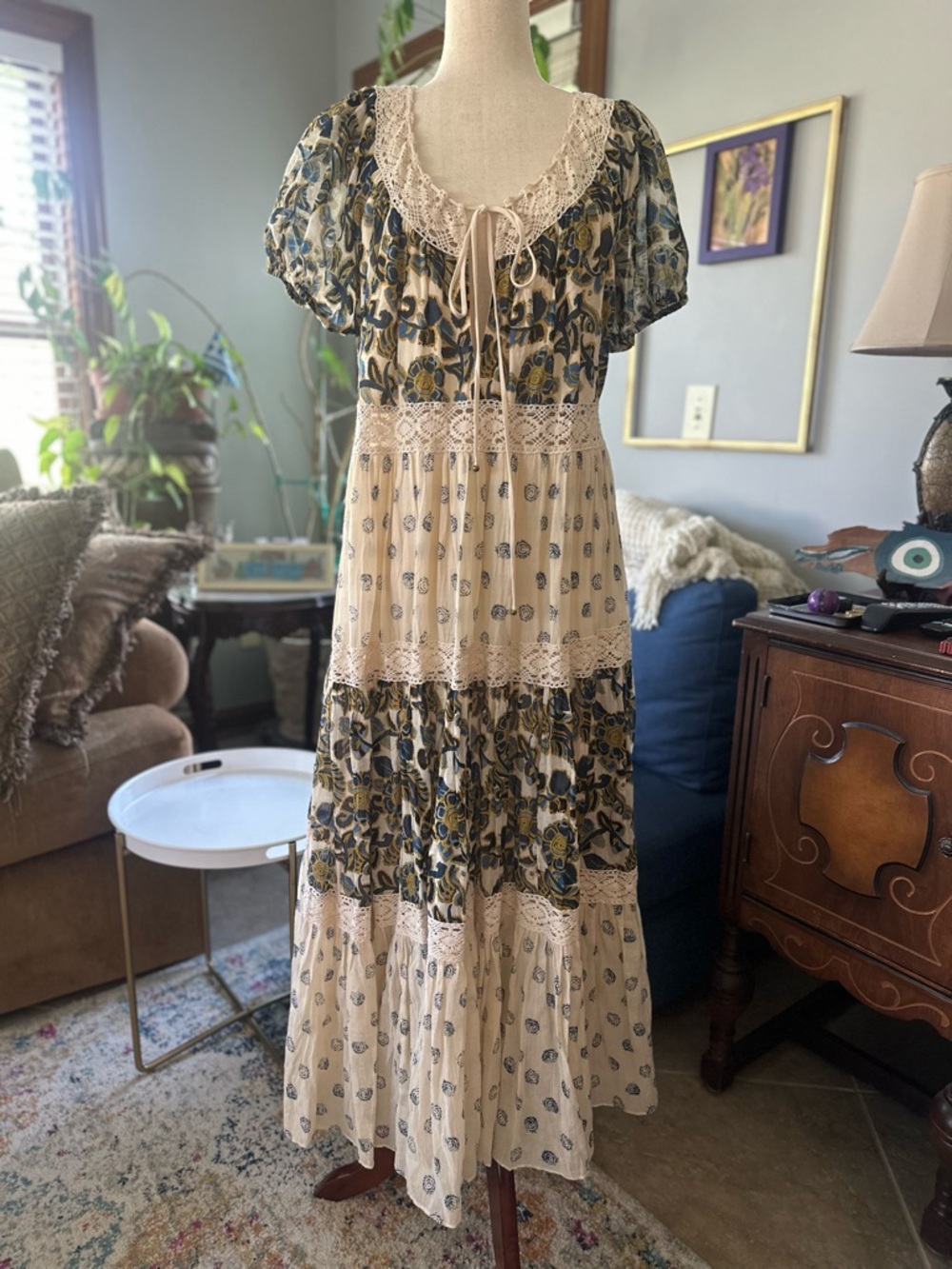 🦄 Free People Bohemian Floral Crocheted-Trim Maxi Dress. Medium. Vintage! RARE.